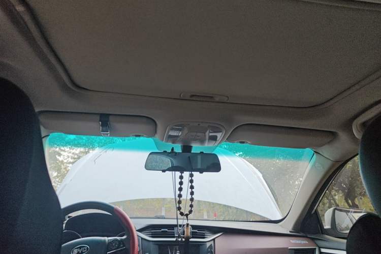Used BYD G5 2014 1.5TI Manual Flagship Edition Headliner