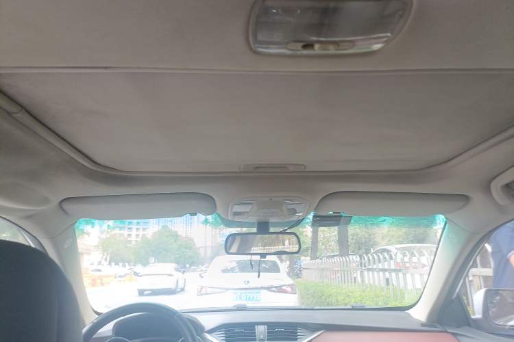 Used BYD G5 2014 1.5TID Automatic Flagship Model Headliner