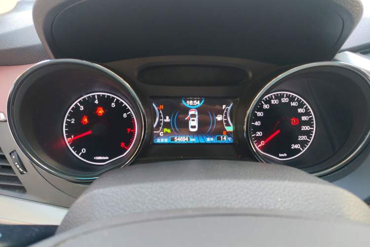 Used BYD G5 2014 1.5TI Manual Luxury Edition Instrument Cluster