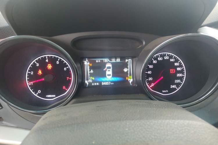 Used BYD G5 2014 1.5TI Manual Luxury Edition Instrument Cluster