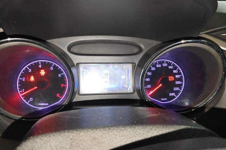 Used BYD G5 2014 1.5TI Manual Luxury Edition Instrument Cluster