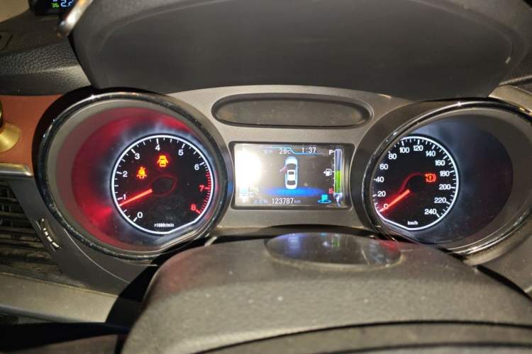 Used BYD G5 2014 1.5TID Automatic Prestige Model Instrument Cluster