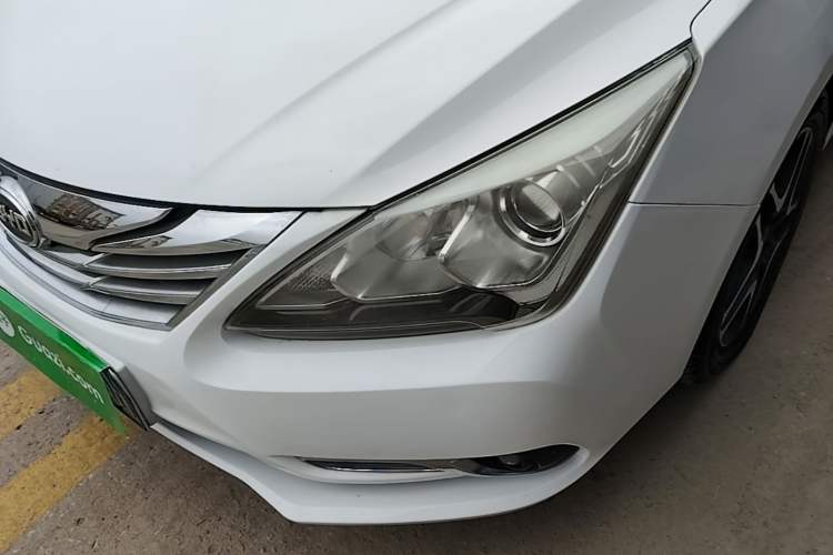 Used BYD G5 2014 1.5TID Automatic Prestige Model Left Front Headlight