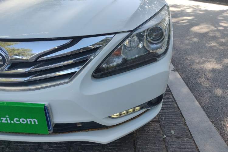 Used BYD G5 2014 1.5TID Automatic Prestige Model Left Front Headlight