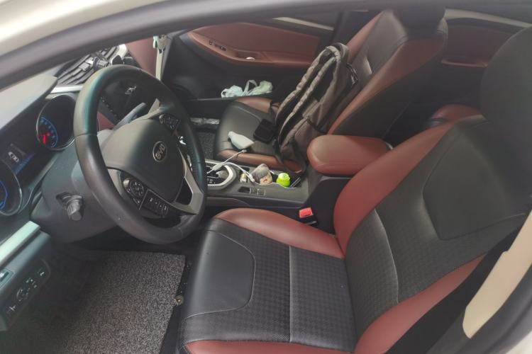 Used BYD G5 2014 1.5TID Automatic Flagship Model Left Front Seat