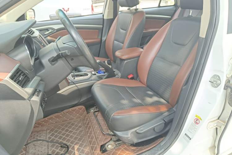 Used BYD G5 2014 1.5TID Automatic Prestige Model Left Front Seat