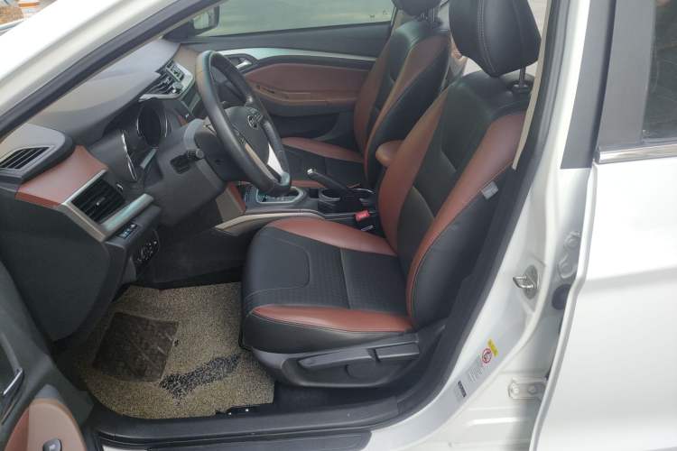 Used BYD G5 2014 1.5TID Automatic Prestige Model Left Front Seat
