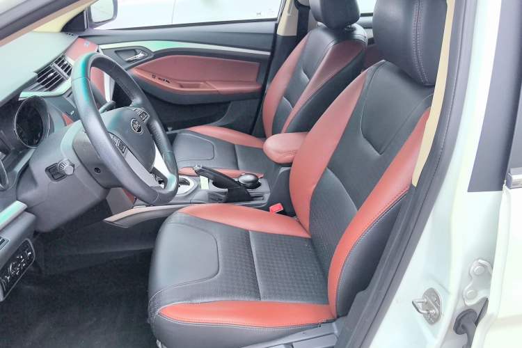 Used BYD G5 2014 1.5TID Automatic Prestige Model Left Front Seat