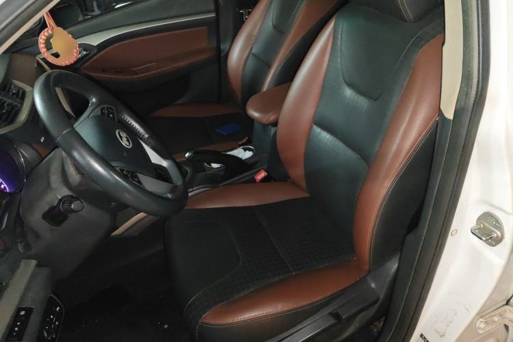 Used BYD G5 2014 1.5TI Manual Luxury Edition Left Front Seat