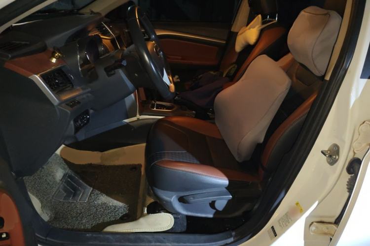Used BYD G5 2014 1.5TID Automatic Prestige Model Left Front Seat