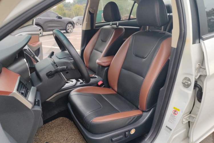 Used BYD G5 2014 1.5TID Automatic Flagship Model Left Front Seat