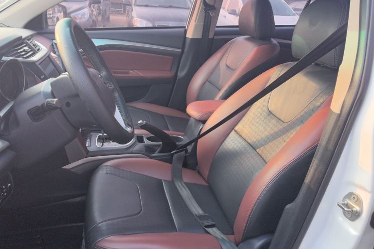 Used BYD G5 2014 1.5TID Automatic Prestige Model Left Front Seat