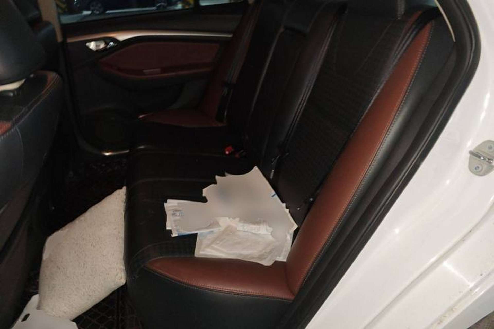 Used BYD G5 2014 1.5TID Automatic Prestige Model Left Rear Seat
