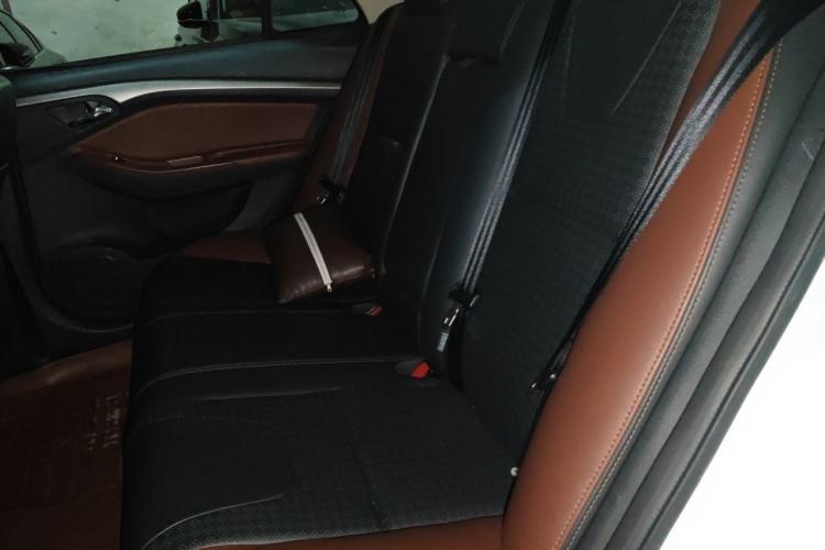 Used BYD G5 2014 1.5TID Automatic Prestige Model Left Rear Seat
