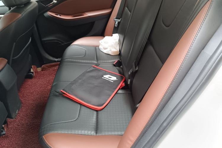 Used BYD G5 2014 1.5TID Automatic Prestige Model Left Rear Seat