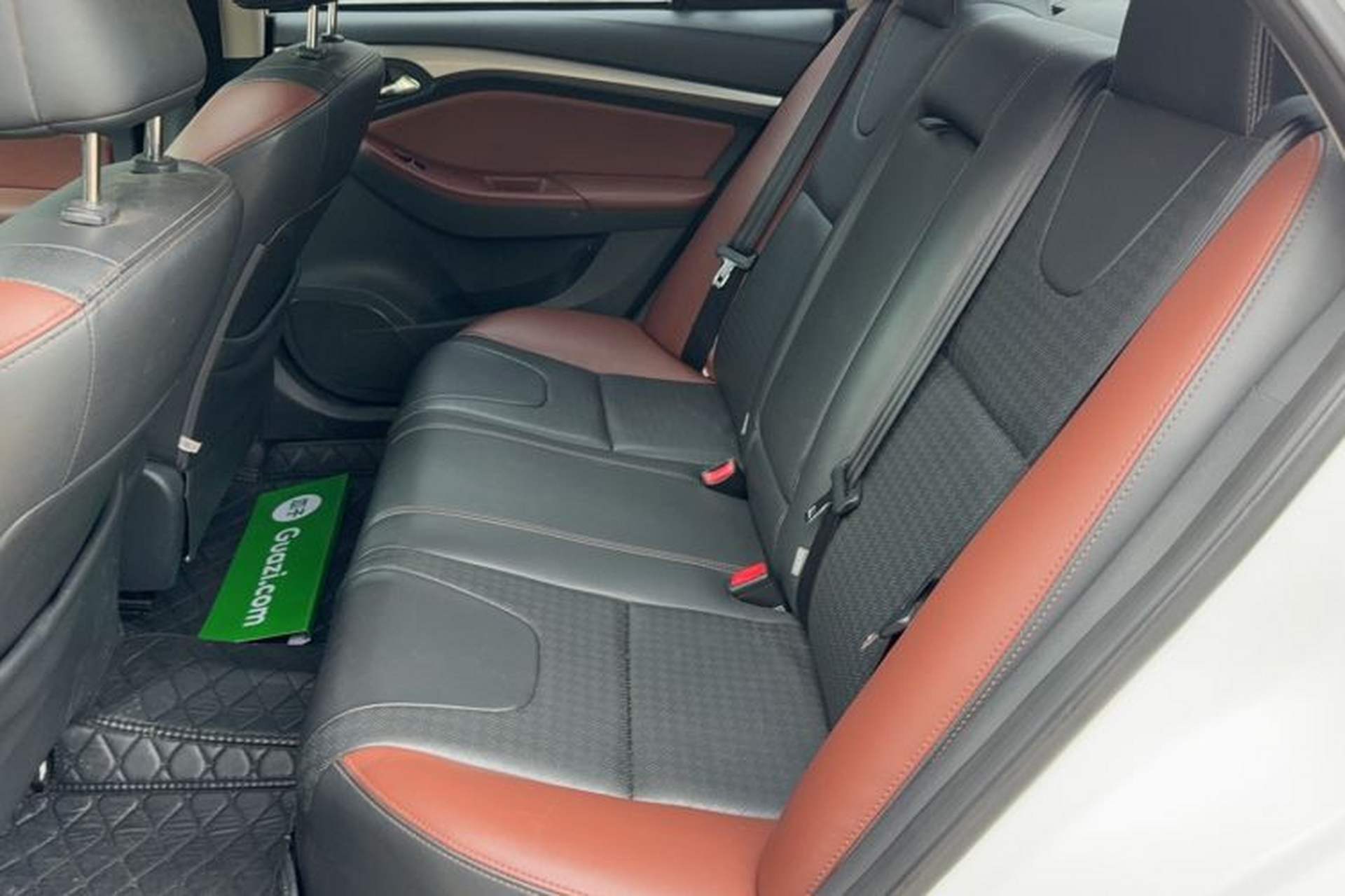 Used BYD G5 2014 1.5TID Automatic Prestige Model Left Rear Seat