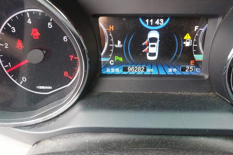 Used BYD G5 2014 1.5TI Manual Luxury Edition Odometer Close Up