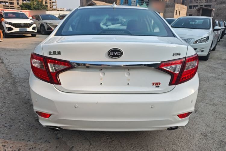 Used BYD G5 2014 1.5TID Automatic Prestige Model Rear
