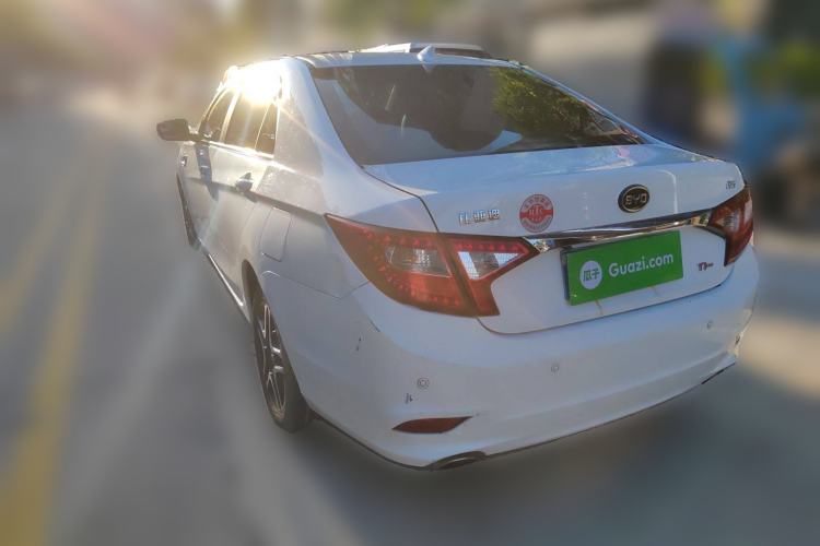Used BYD G5 2014 1.5TI Manual Luxury Edition Rear Left 45 Deg