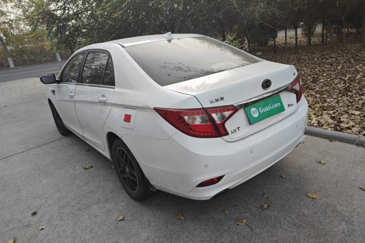 Used BYD G5 2014 1.5TI Manual Flagship Edition Rear Left 45 Deg