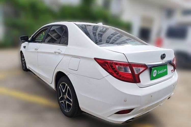 Used BYD G5 2014 1.5TID Automatic Prestige Model Rear Left 45 Deg