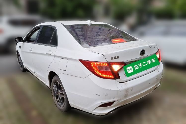 Used BYD G5 2014 1.5TID Automatic Prestige Model Rear Left 45 Deg