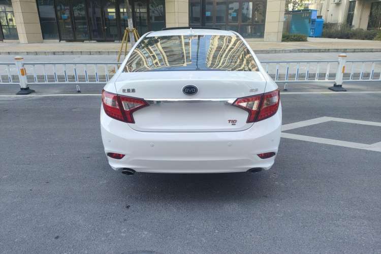 Used BYD G5 2014 1.5TID Automatic Prestige Model Rear