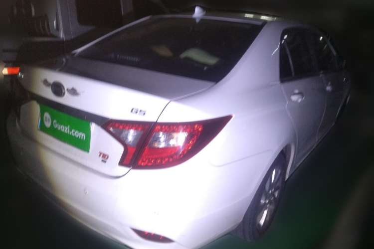 Used BYD G5 2014 1.5TID Automatic Prestige Model Rear Right 45 Deg