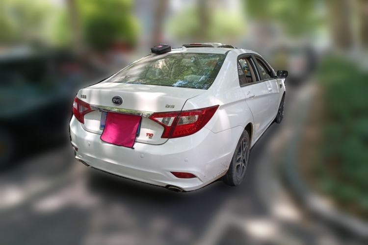 Used BYD G5 2014 1.5TID Automatic Prestige Model Rear Right 45 Deg