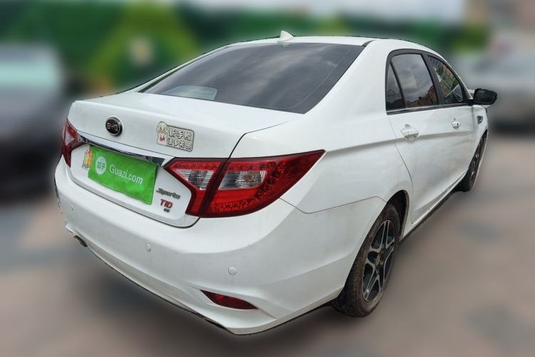 Used BYD G5 2014 1.5TID Automatic Prestige Model Rear Right 45 Deg