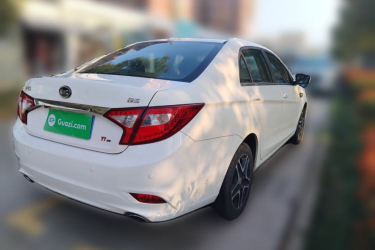 Used BYD G5 2014 1.5TI Manual Luxury Edition Rear Right 45 Deg
