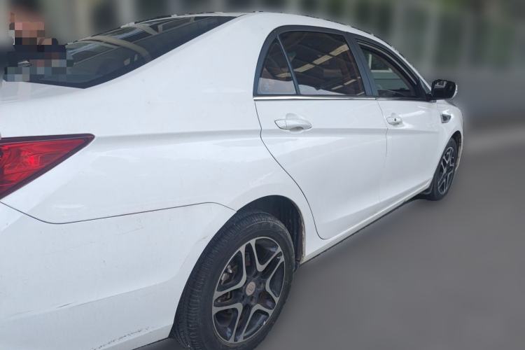 Used BYD G5 2014 1.5TID Automatic Luxury Version Rear Right 45 Deg