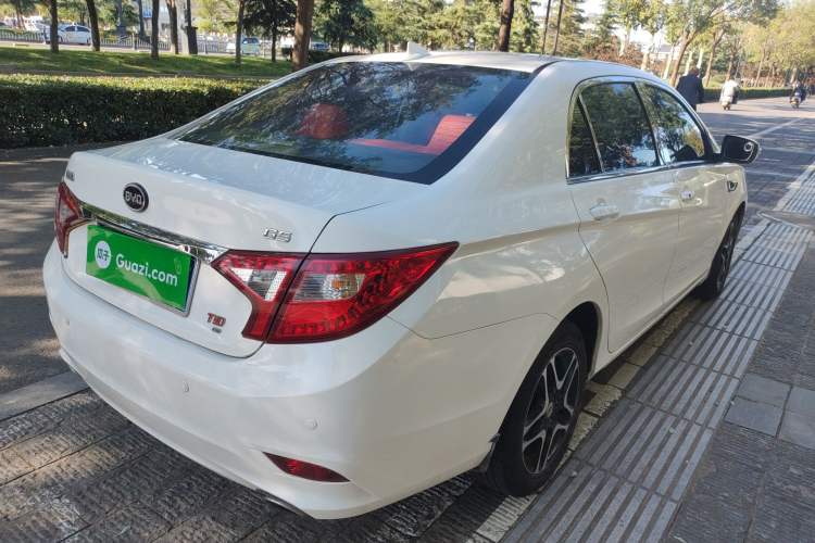 Used BYD G5 2014 1.5TID Automatic Prestige Model Rear Right 45 Deg