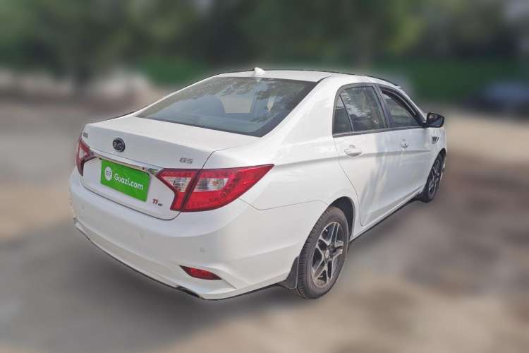 Used BYD G5 2014 1.5TI Manual Luxury Edition Rear Right 45 Deg