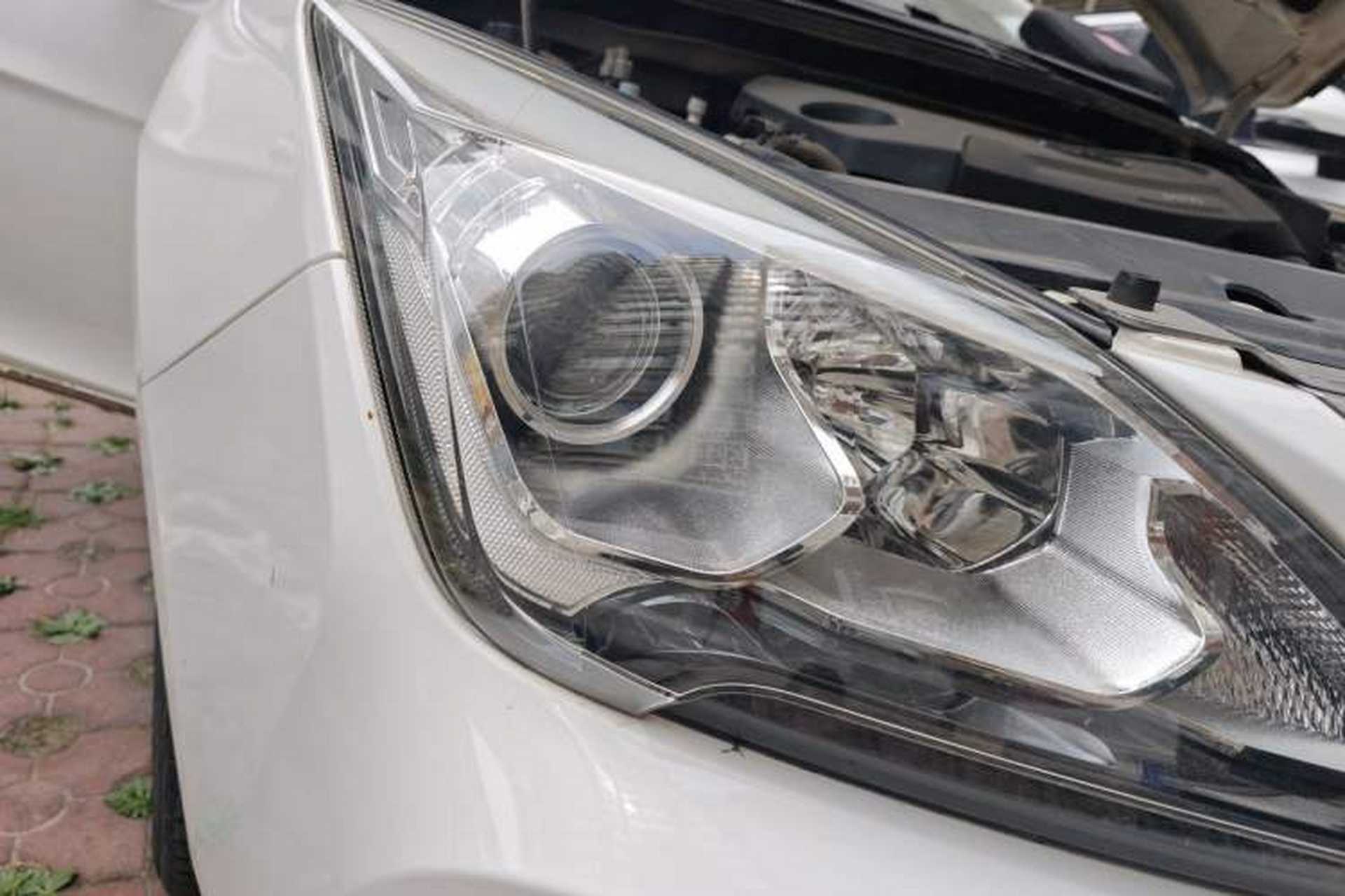 Used BYD G5 2014 1.5TID Automatic Flagship Model Right Front Headlight