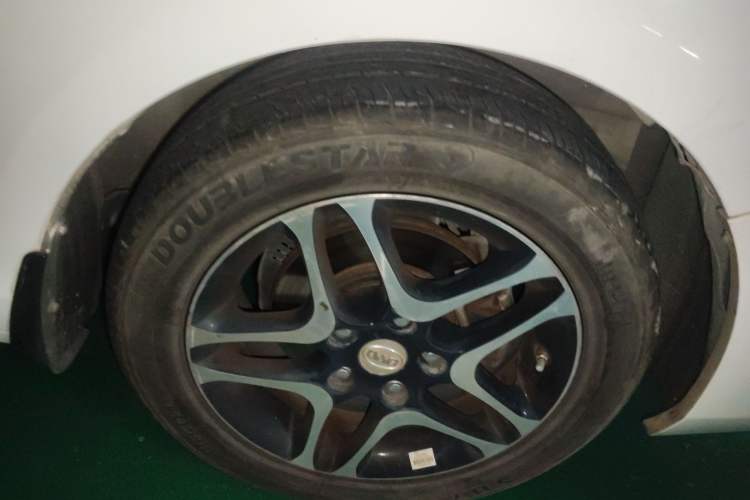 Used BYD G5 2014 1.5TID Automatic Flagship Model Right Front Wheel Hub