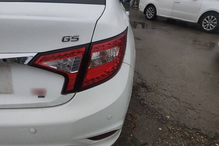 Used BYD G5 2014 1.5TID Automatic Prestige Model Right Rear Taillight