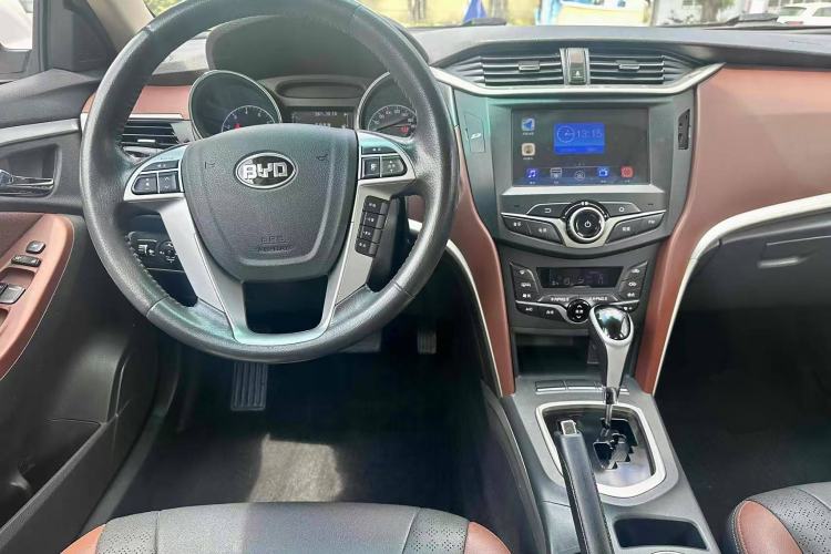 Used BYD G5 2014 1.5TID Automatic Prestige Model Steering Wheel