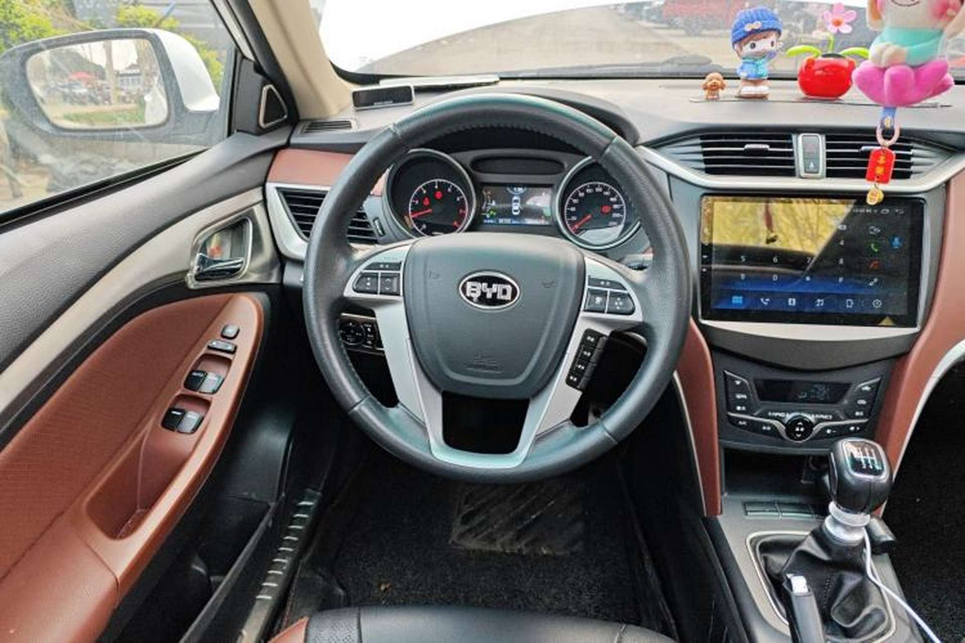 Used BYD G5 2014 1.5TI Manual Luxury Edition Steering Wheel