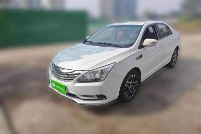 BYD G5 2014 1.5TI Manual Luxury Edition مستعملة