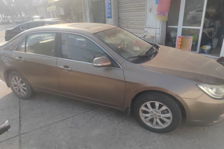 Used BYD G6 2013 2.0L Manual Luxury Version Exterior 2