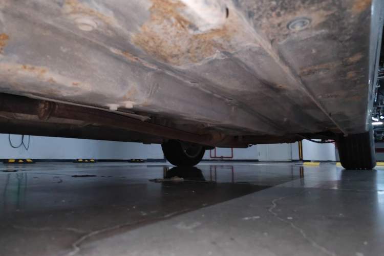 Used BYD G6 2011 2.0L Manual Luxury Version Chassis Front Left