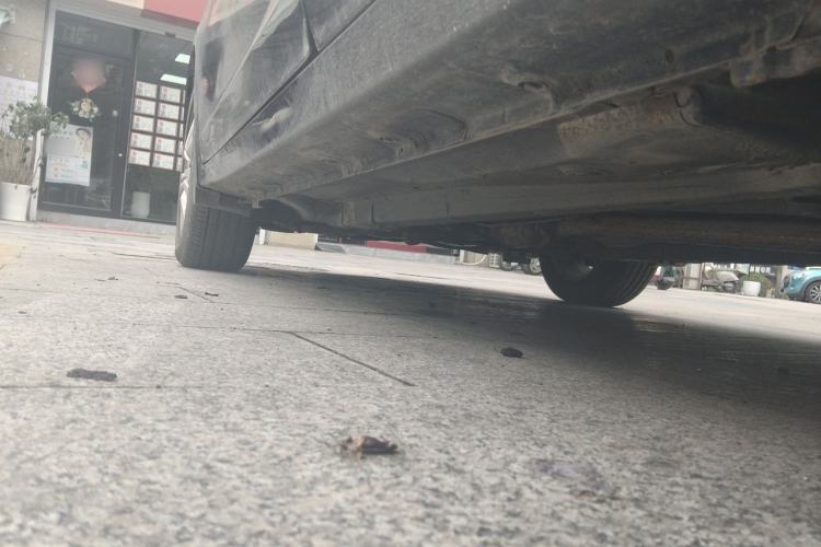 Used BYD G6 2011 2.0L Manual Luxury Version Chassis Rear Left