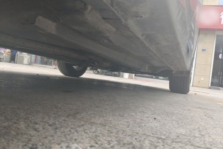 Used BYD G6 2011 2.0L Manual Luxury Version Chassis Rear Right
