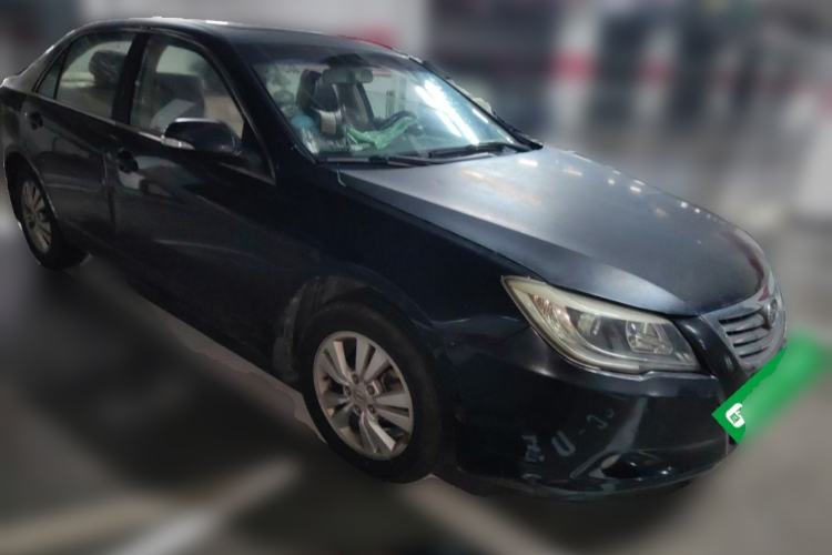 Used BYD G6 2011 2.0L Manual Luxury Version Front Right 45 Deg