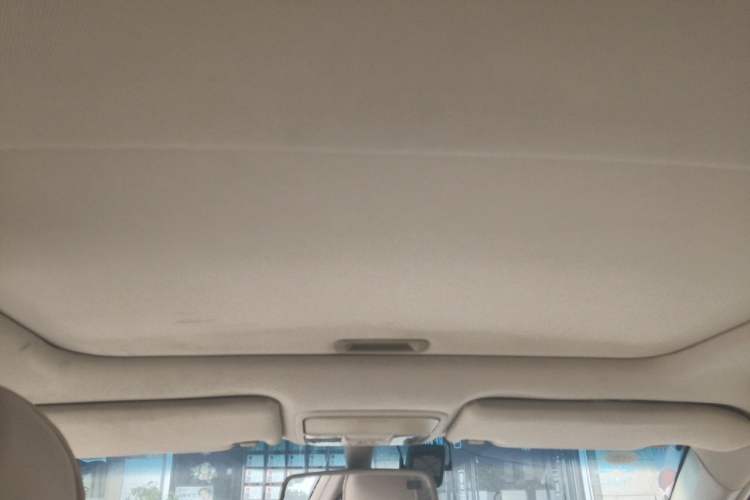 Used BYD G6 2011 2.0L Manual Luxury Version Headliner