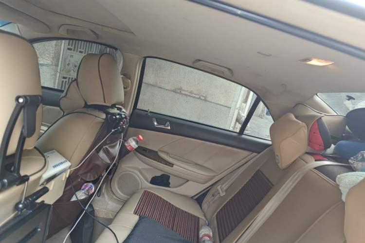 Used BYD G6 2011 1.5T Manual Luxury Edition Headliner