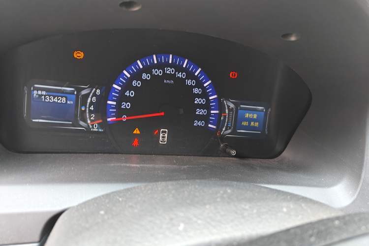 Used BYD G6 2011 1.5T Manual Luxury Edition Instrument Cluster