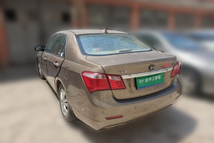 Used BYD G6 2011 2.0L Manual Luxury Version Rear Left 45 Deg