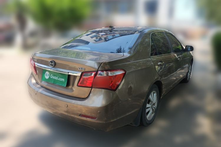Used BYD G6 2011 2.0L Manual Luxury Version Rear Right 45 Deg